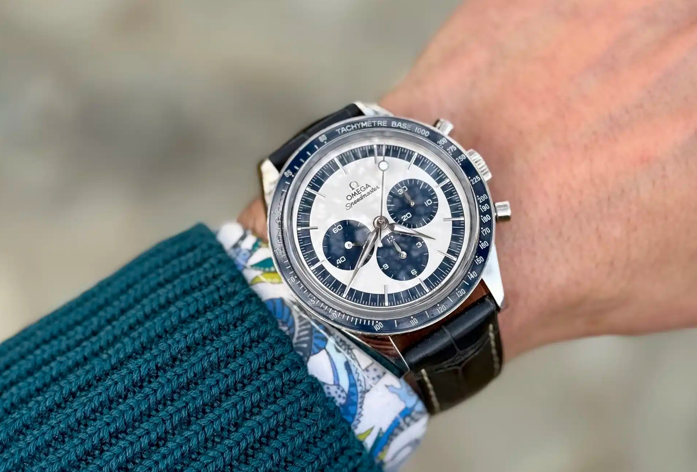 Omega Speedmaster CK2998 replica watch with blue and white dial
